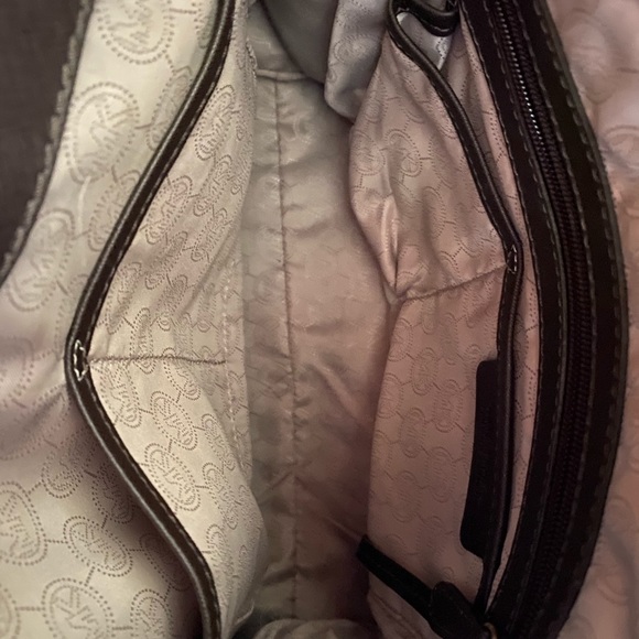 Pre Loved ♥️MK handbag - Picture 5 of 6